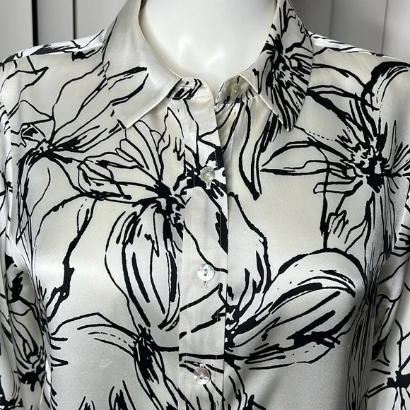 Joie Silk Black and Cream Floral Long Sleeve Button Down Shirt Size M - Picture 3 of 10